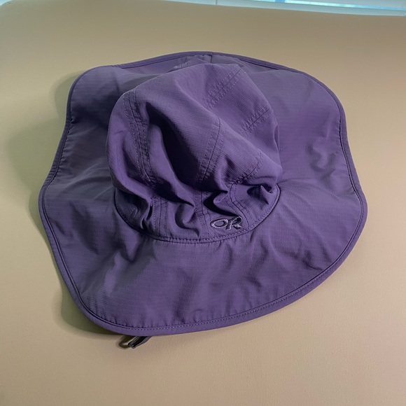 Outdoor Research hat - Picture 2 of 6